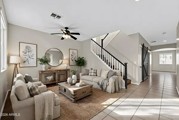 3850 E Longhorn Street, San Tan Valley, AZ 85140