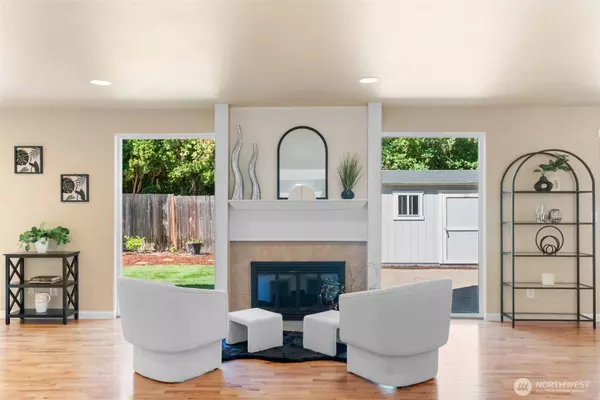 6573 123rd AVE SE, Bellevue, WA 98006