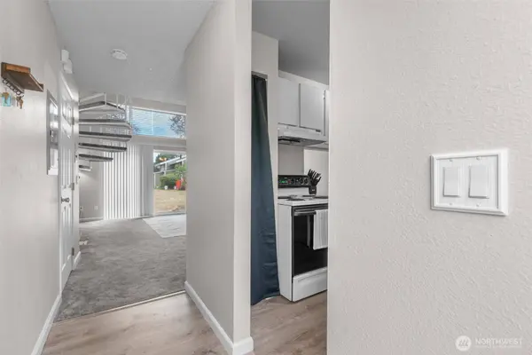 10521 SE 252nd ST #P1, Kent, WA 98030