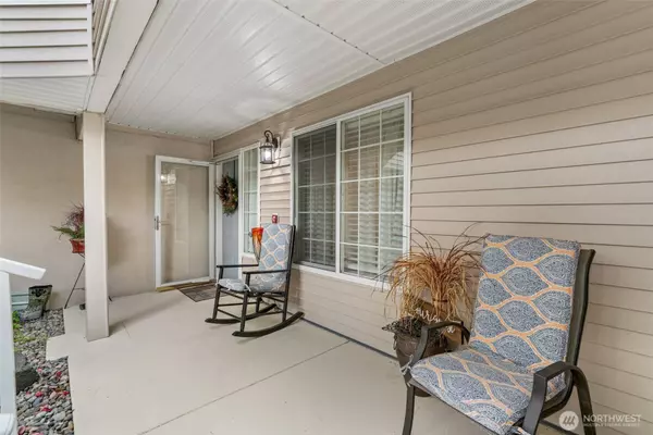 1916 S 368th PL #202, Federal Way, WA 98003