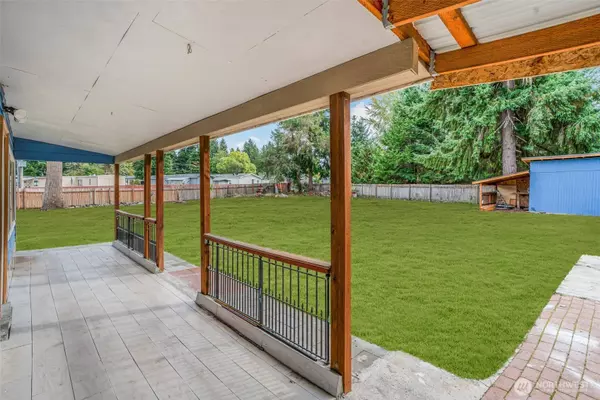 7645 Fair Oaks LOOP SE, Olympia, WA 98513