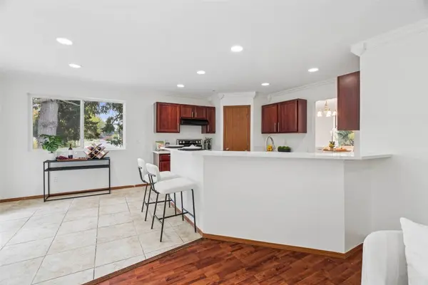24510 110th AVE SE, Kent, WA 98030