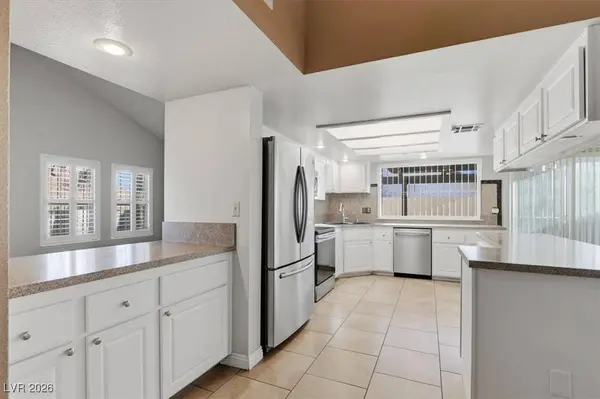 611 Sea Pines LN, Las Vegas, NV 89107