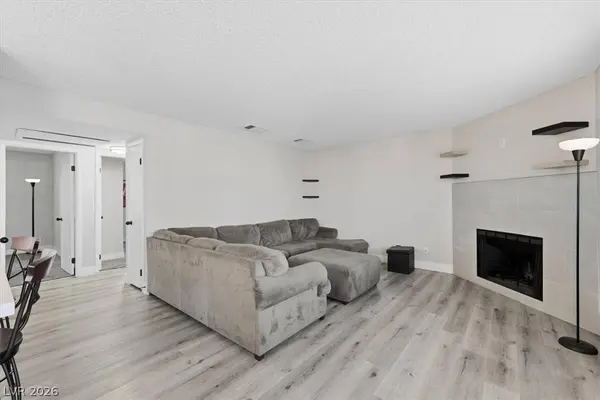 1616 Burningwood LN #101, Las Vegas, NV 89108