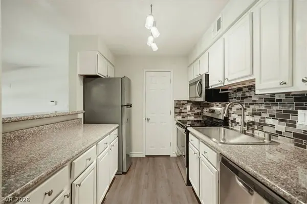 2451 N Rainbow BLVD #2116, Las Vegas, NV 89108