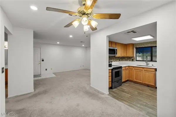 101 Luna WAY #222, Las Vegas, NV 89145