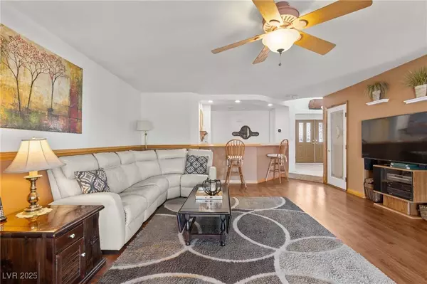 3916 White Castle ST, Las Vegas, NV 89129