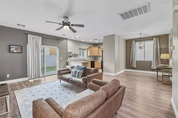 5690 Sentry Palm CT, Las Vegas, NV 89122