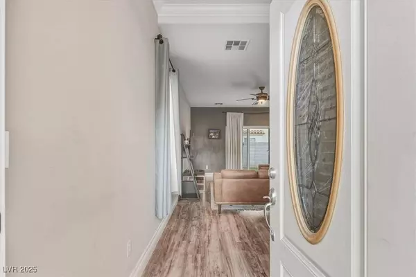 5690 Sentry Palm CT, Las Vegas, NV 89122