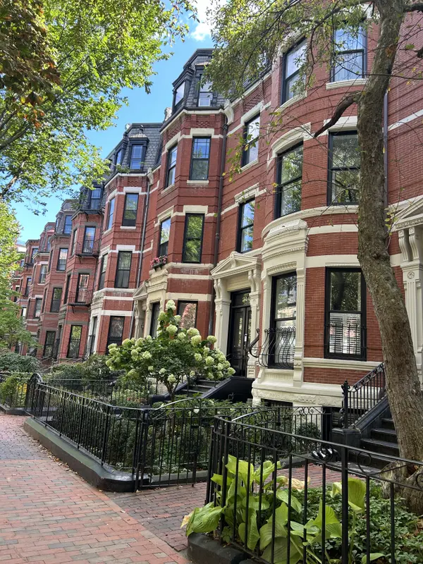 Back Bay Brownstones for Sale: How to Choose the Right Boston Home,Annie Youssoufian