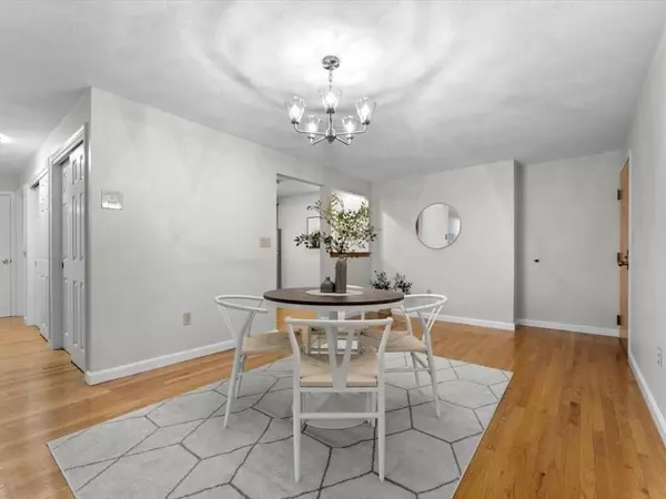 56 Bigelow Ave. #15, Watertown, MA 02472