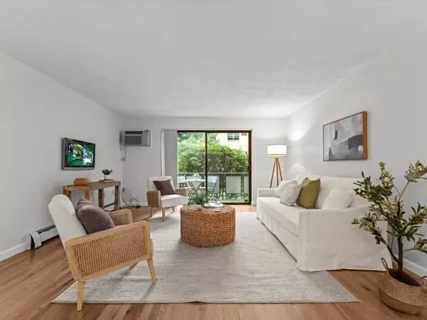 56 Bigelow Ave. #15, Watertown, MA 02472