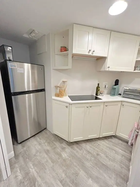 120 Beacon St #1A, Boston, MA 02116