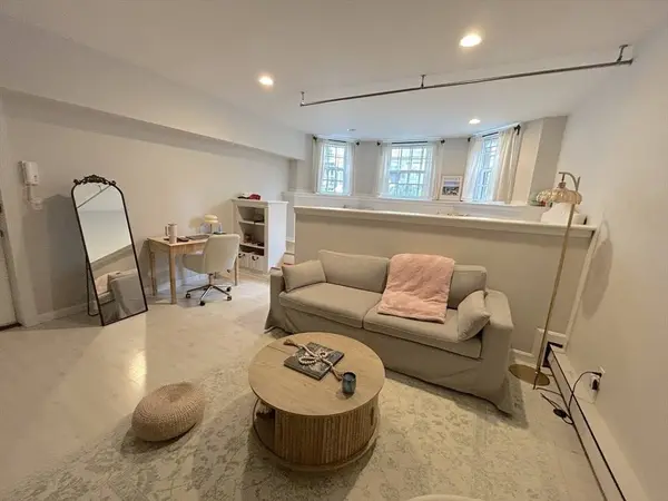 120 Beacon St #1A, Boston, MA 02116