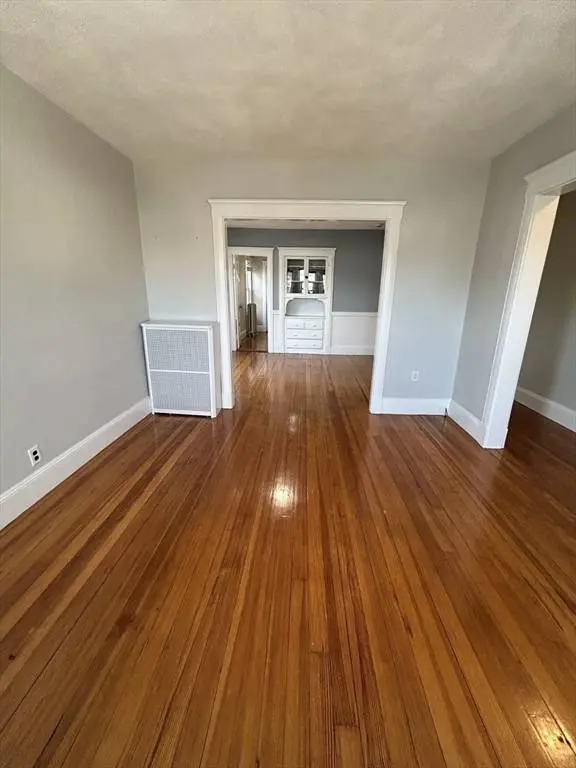 17 Oakland #17, Watertown, MA 02472