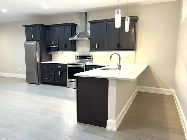 554 Massachusetts #1G, Boston, MA 02118