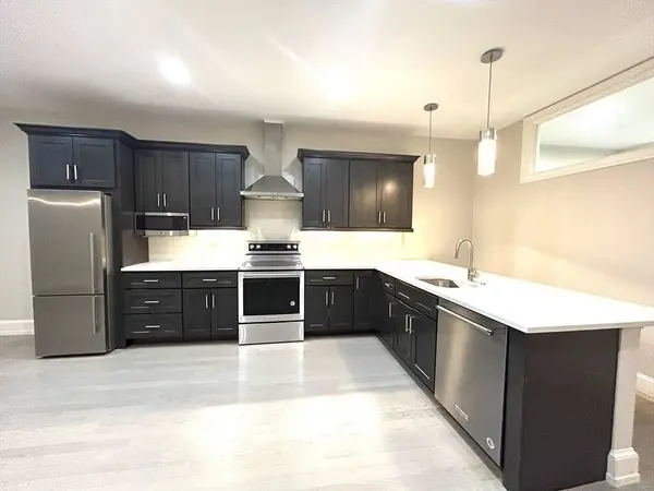 554 Massachusetts #1G, Boston, MA 02118