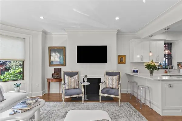 95 Saint Botolph #2, Boston, MA 02116