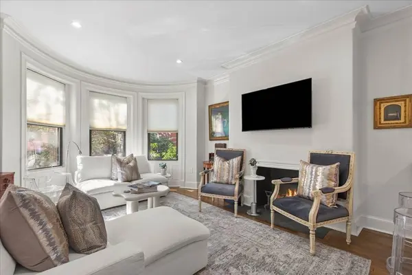 95 Saint Botolph #3, Boston, MA 02116