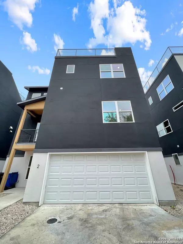 100 Lewis St UNIT 2, San Antonio, TX 78212