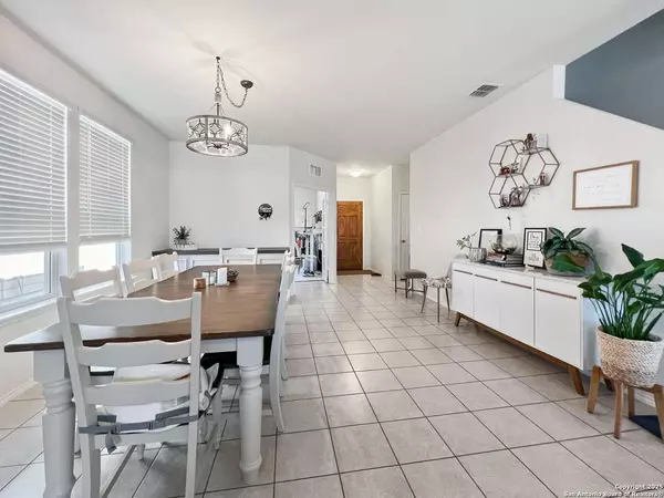 428 Holly Bush, New Braunfels, TX 78130