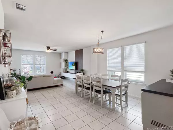 428 Holly Bush, New Braunfels, TX 78130