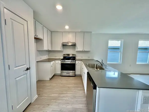 10542 Nye Pass, San Antonio, TX 78224