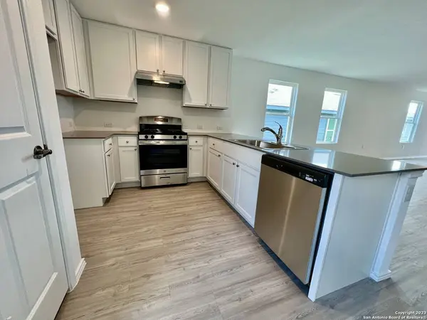 10542 Nye Pass, San Antonio, TX 78224