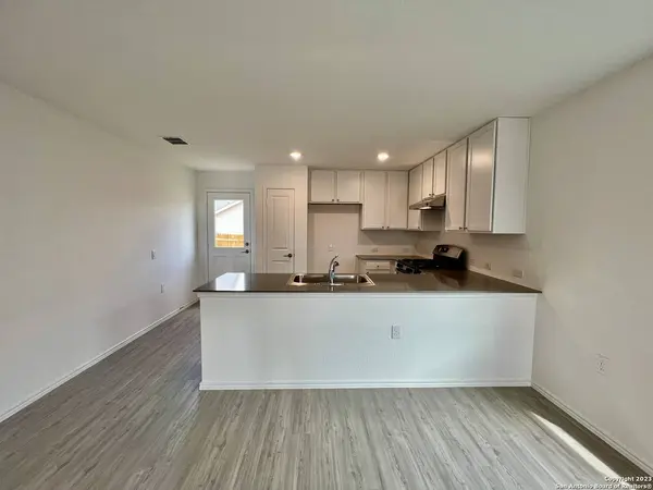 10542 Nye Pass, San Antonio, TX 78224