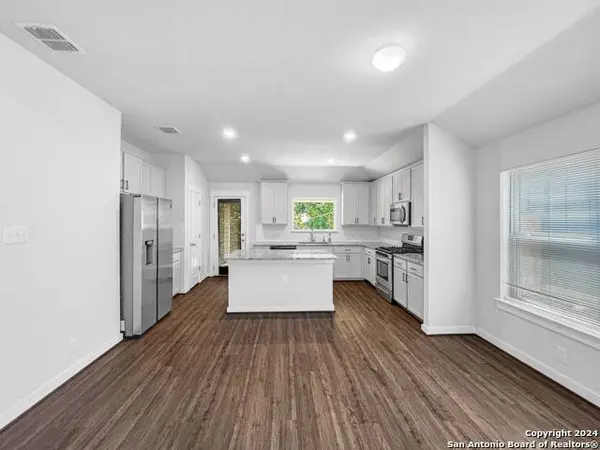 11234 CASINA VW, San Antonio, TX 78249