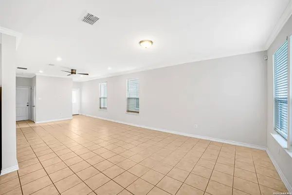 5911 Eckhert UNIT UNIT 127, San Antonio, TX 78240