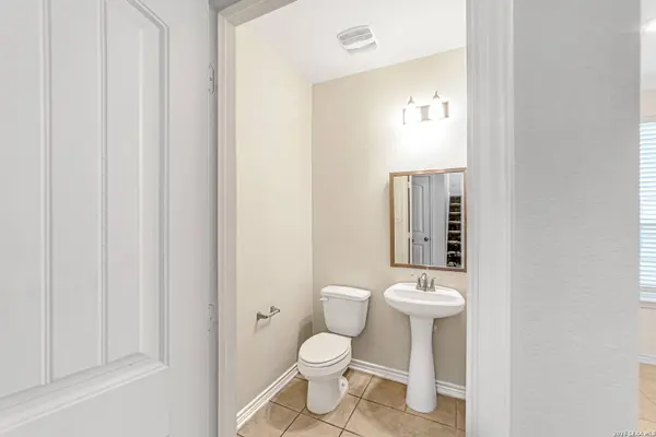 5911 Eckhert UNIT UNIT 127, San Antonio, TX 78240