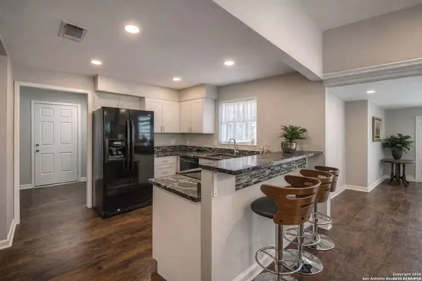 4914 Tiffany Ln, Schertz, TX 78108