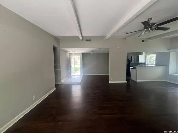 4914 Tiffany Ln, Schertz, TX 78108