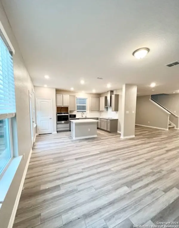 4955 USAA BLVD UNIT 16, San Antonio, TX 78240-1786