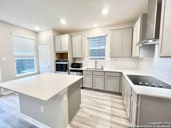 4955 USAA BLVD UNIT 16, San Antonio, TX 78240-1786