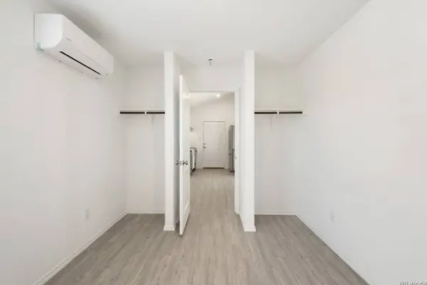 7731 ELM BND, San Antonio, TX 78244
