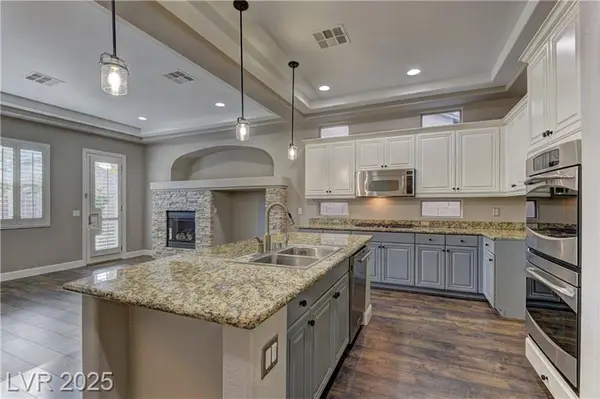 11221 Stanwick Ave, Las Vegas, NV 89138-8005