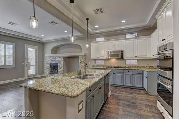 11221 Stanwick Ave, Las Vegas, NV 89138-8005