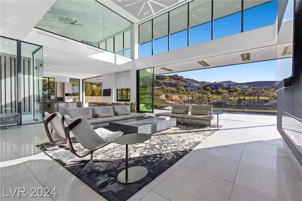 1485 Foothills Village Dr, Henderson, NV 89012-7267