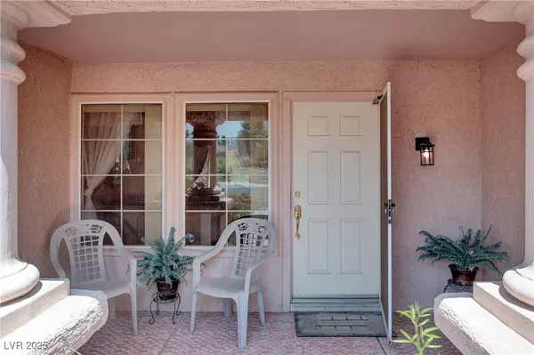 2504 Sunup DR, Las Vegas, NV 89134