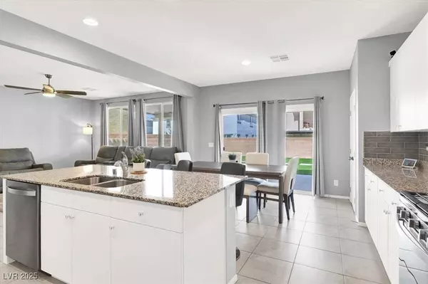 5656 Salt Rock ST, North Las Vegas, NV 89031