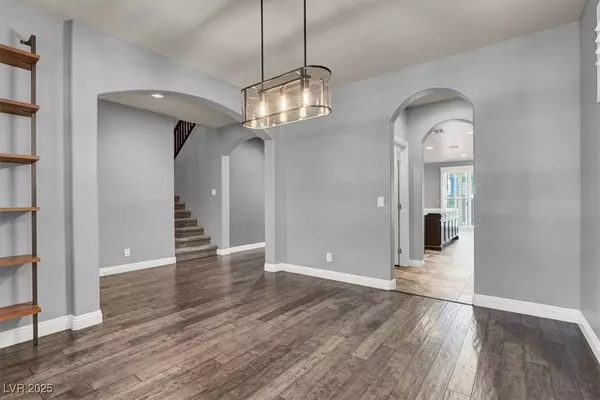 107 Crooked Putter DR, Las Vegas, NV 89148