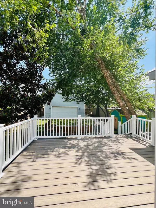 701 N JEFFERSON ST, Arlington, VA 22205