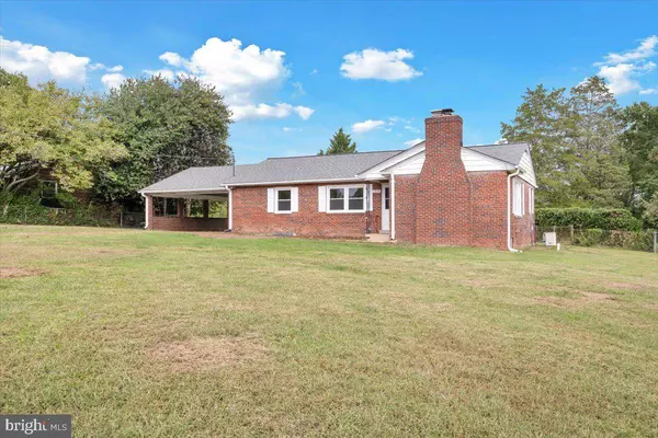 5835 LEBANON RD, Alexandria, VA 22310