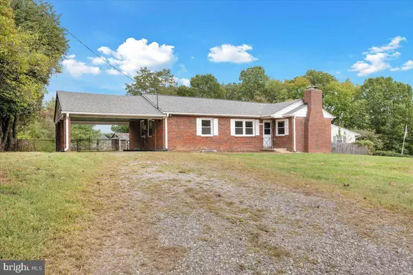 5835 LEBANON RD, Alexandria, VA 22310