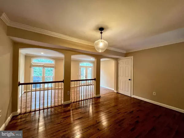 7477 COLLINS MEADE WAY, Alexandria, VA 22315