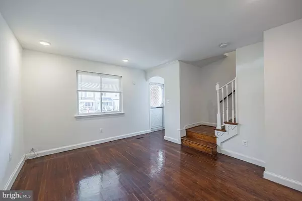 156 WESMOND DR, Alexandria, VA 22305