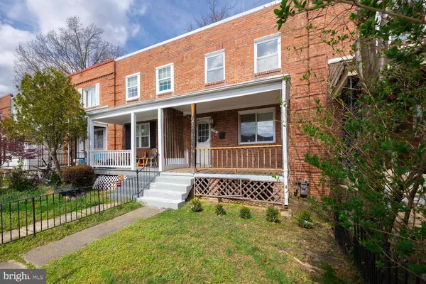 156 WESMOND DR, Alexandria, VA 22305