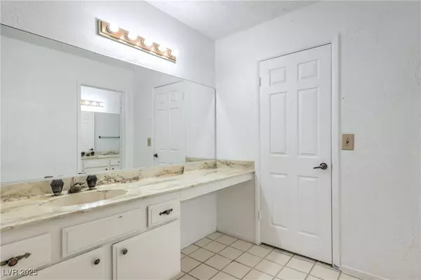 1857 Arbol Verde WAY, Las Vegas, NV 89119